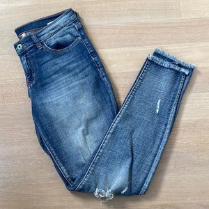 SNEAK PEEK Distressed Slim Low Rise Denim Size 9
